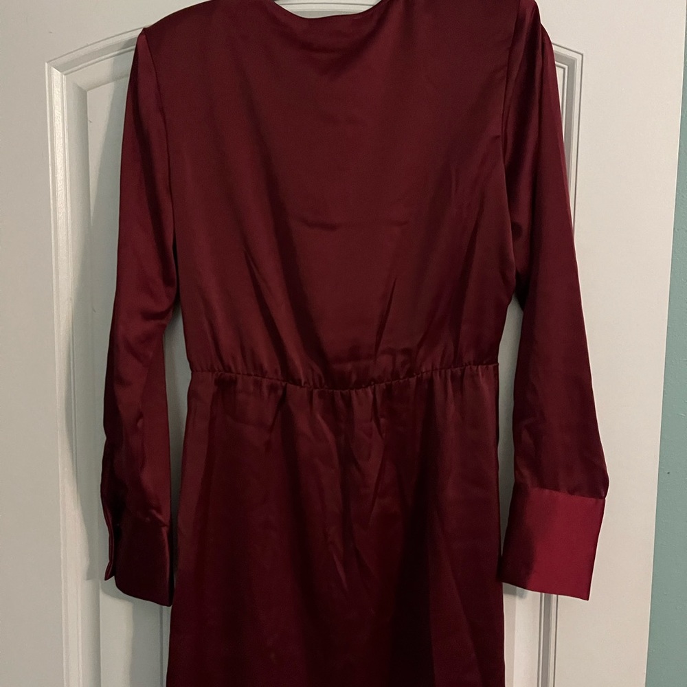 Dress - Picture 2 of 3